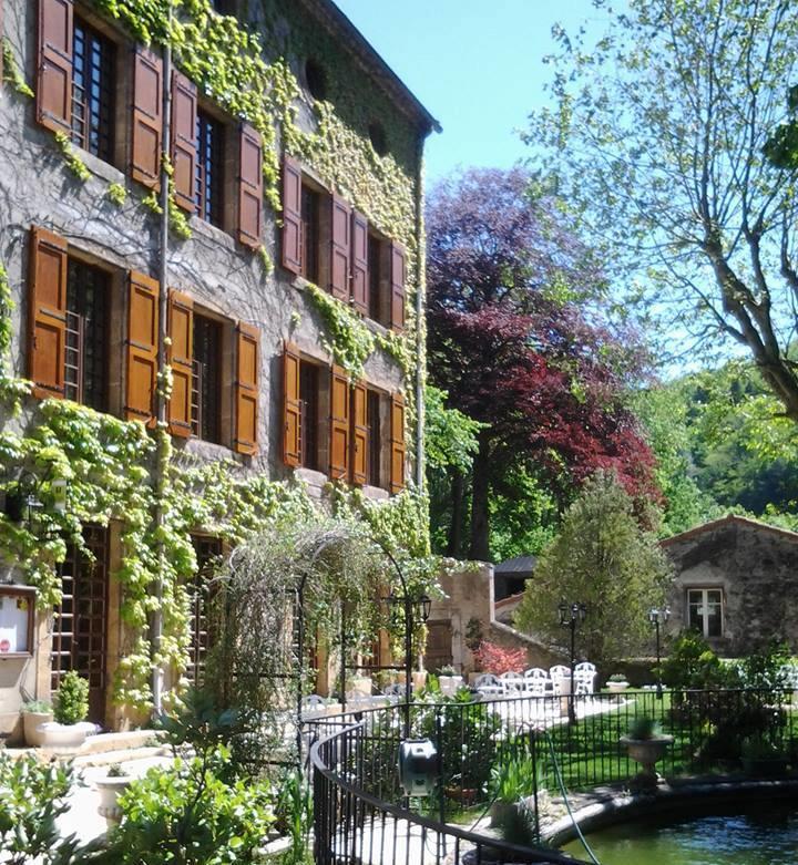 Logis Hostellerie Du Grand Duc Hotel Restaurant Gincla Exterior foto